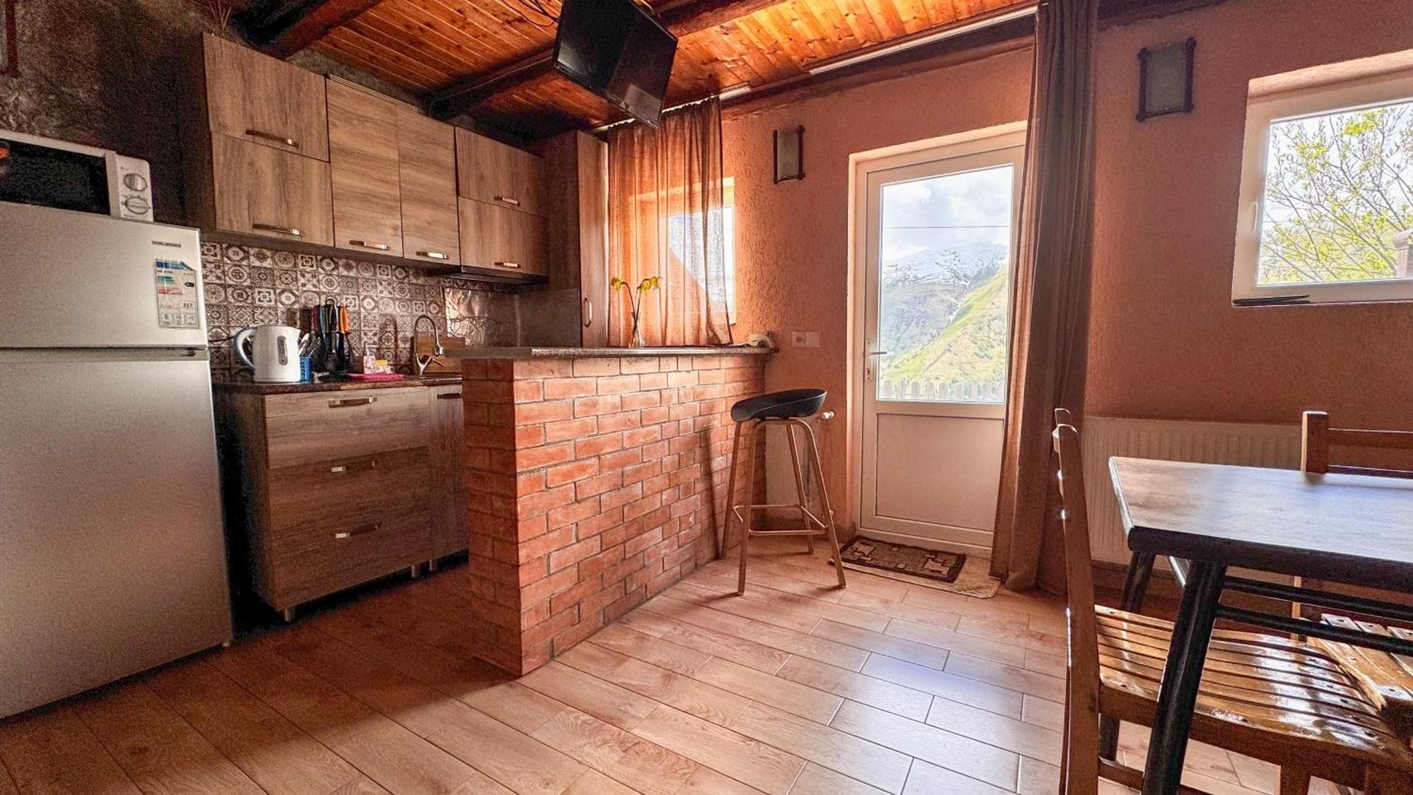 Cottage グダウリ エクステリア 写真